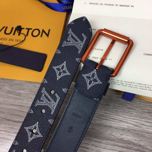 louis-vuitton-belt-voyager-monogram-upside-down-ink-navy-belt