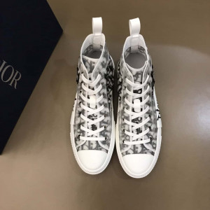 B23 HIGH-TOP SNEAKER WITH DIOR AND SHAWN BEE EMBROIDERY PATCH