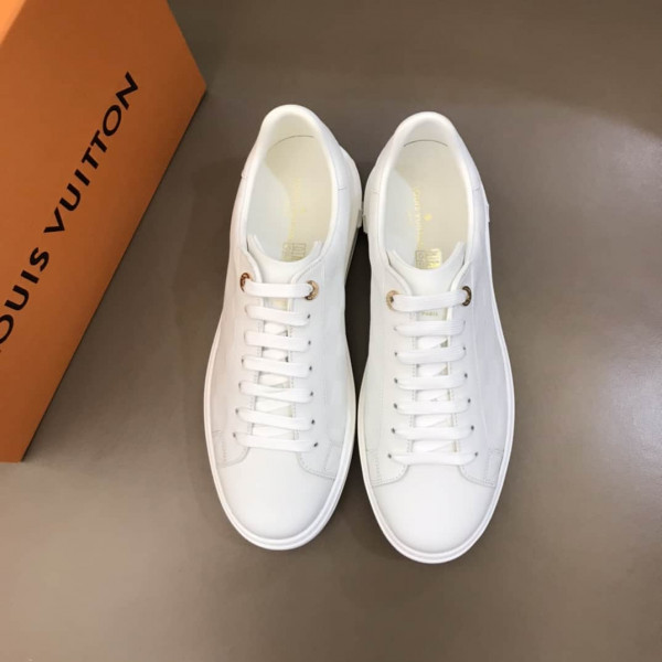 LOUIS VUITTON TIME OUT SNEAKER - LV138