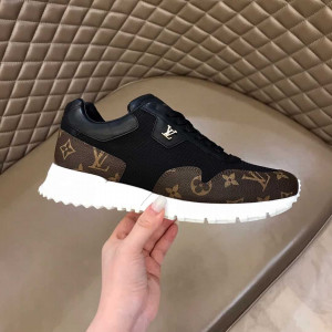 LOUIS VUITTON RUN AWAY SNEAKER - LV171