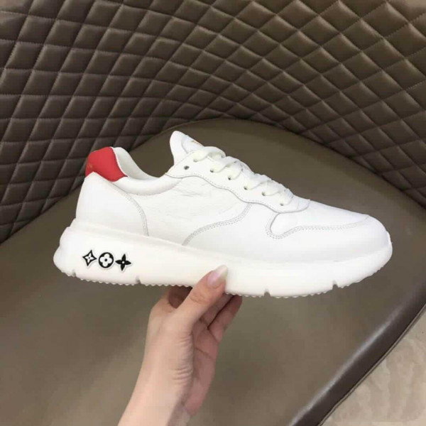 LOUIS VUITTON VUITTON RUN AWAY SNEAKER - LV291