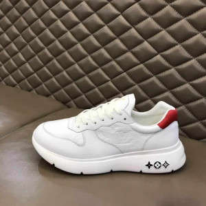 LOUIS VUITTON VUITTON RUN AWAY SNEAKER - LV291