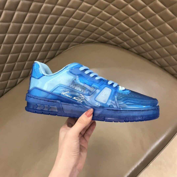 LOUIS VUITTON TRAINER SNEAKER IN BLUE - LV282