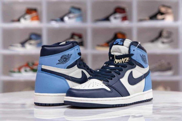 NIKE AIR JORDAN 1 RETRO HIGH OG 'OBSIDIAN'