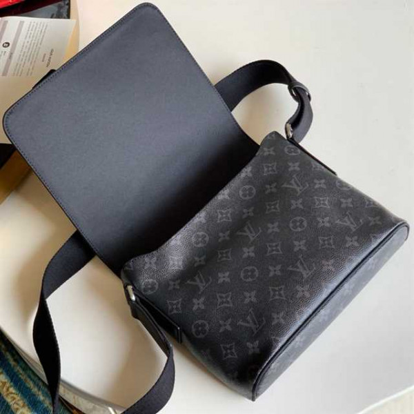 LOUIS VUITTON DISTRICT PM MONOGRAM ECLIPSE CANVAS M44000