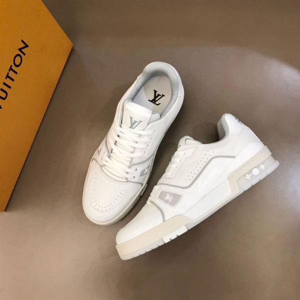 LOUIS VUITTON TRAINER SNEAKERS IN WHITE - LSVT094