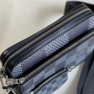 LOUIS VUITTON TRIO MESSENGER DAMIER GRAPHITE CANVAS N50017