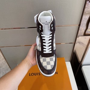 Louis Vuitton High Top Sneaker - Lsvt115