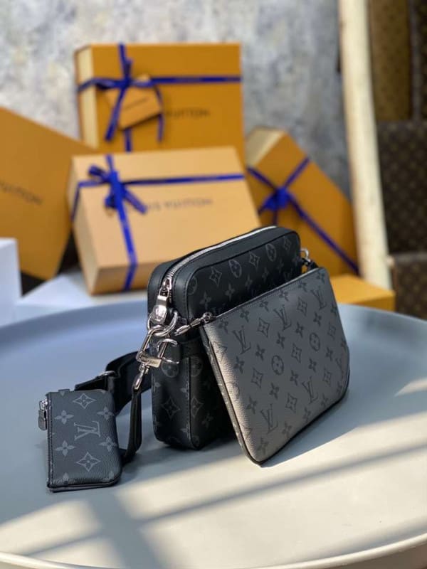 LOUIS VUITTON TRIO MESSENGER BAG - WLM156