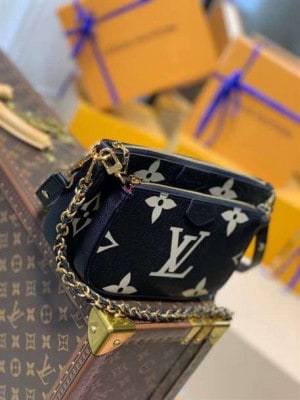 LOUIS VUITTON MULTI POCHETTE ACCESSOIRES - WLM255