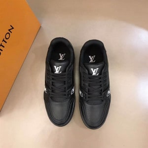 LOUIS VUITTON TRAINER SNEAKER WITH WOOL IN BLACK CALF LEATHER - LSVT124