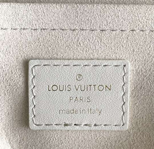 LOUIS VUITTON NEW WAVE CHAIN BAG -WLM76