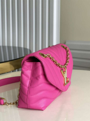 LOUIS VUITTON NEW WAVE CHAIN BAG -WLM73