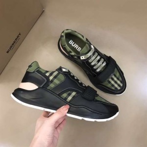 BURBERRY CHECK LACE-UP SNEAKERS IN MILITARY GREEN - BBR092