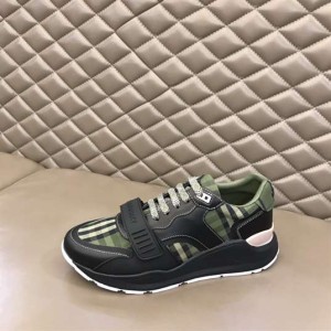 BURBERRY CHECK LACE-UP SNEAKERS IN MILITARY GREEN - BBR092