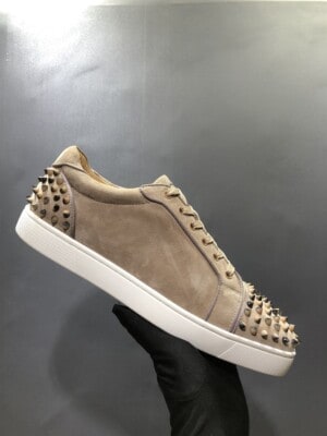 CHRISTIAN LOUBOUTIN LOW TOP SNEAKER - CL93