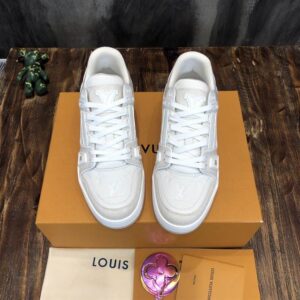 LOUIS VUITTON TRAINER SNEAKERS - LSVT152