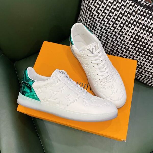 LOUIS VUITTON RIVOLI SNEAKER - LSVT138