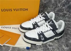 LOUIS VUITTON TRAINER SNEAKER - LSVT181