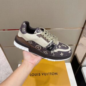 LOUIS VUITTON TRAINER SNEAKER – LSVT219