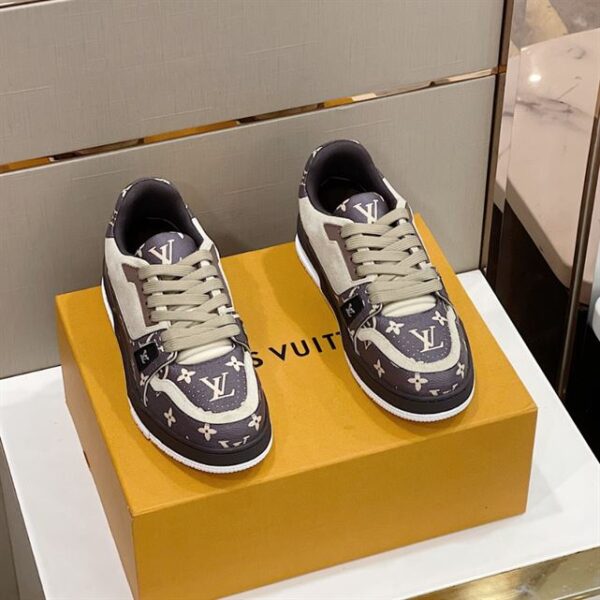 LOUIS VUITTON TRAINER SNEAKER – LSVT219