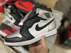 Air Jordan 1 High OG - AJH021