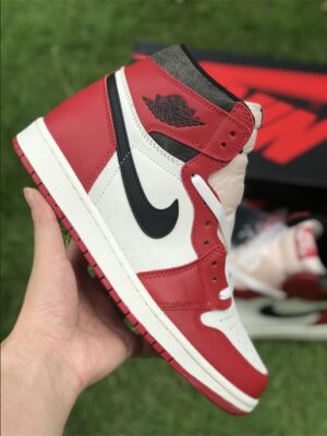 Air Jordan 1 Retro High - AJH004