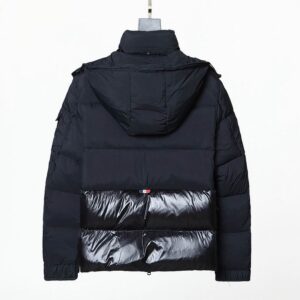 Moncler Coat - MC024