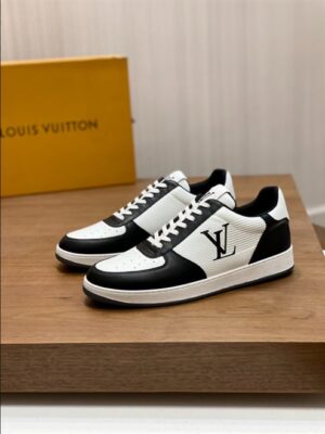 LOUIS VUITTON RIVOLI SNEAKER– LSVT245