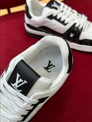 LOUIS VUITTON TRAINER SNEAKER – LSVT263