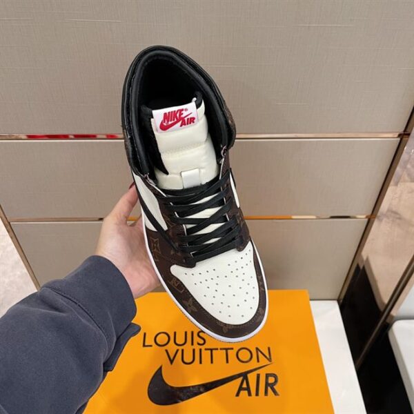 LOUIS VUITTON X NIKE TRAINER SNEAKER – LSVT257