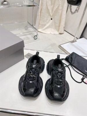 BALENCIAGA SNEAKERS - BB127