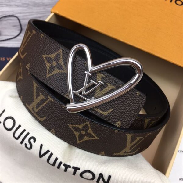 LOUIS VUITTON BELT - B036