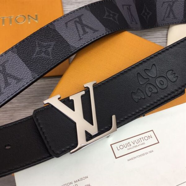 LOUIS VUITTON BELT - B040