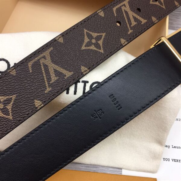 LOUIS VUITTON BELT - B058