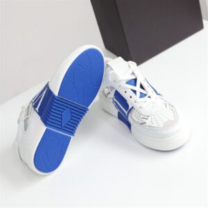 LOW-TOP CALFSKIN VL7N SNEAKER WITH BANDS - VLS027