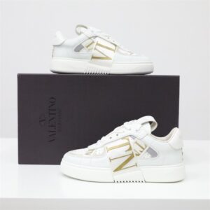 LOW-TOP CALFSKIN VL7N SNEAKER WITH BANDS - VLS028