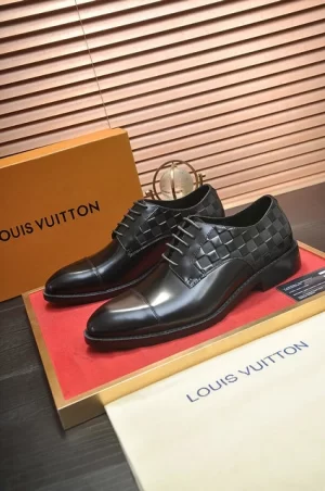 Louis Vuitton Lace-ups Shoes - LLV36