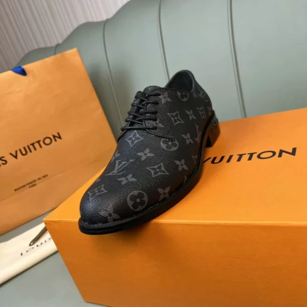 Louis Vuitton Loafers - LLV46