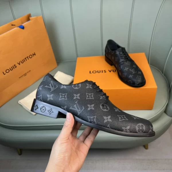 Louis Vuitton Loafers - LLV46