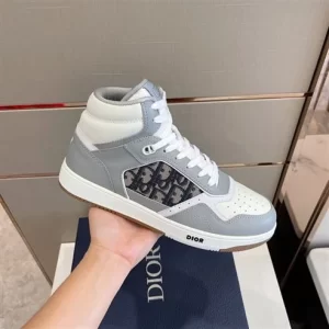 B27 HIGH-TOP SNEAKER GRAY AND WHITE SMOOTH CALFSKIN WITH BEIGE AND BLACK DIOR OBLIQUE JACQUARD - CD117