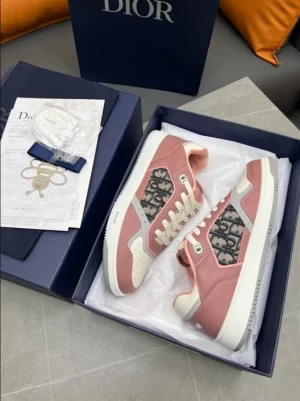 B27 LOW-TOP SNEAKER PINK AND CREAM SMOOTH CALFSKIN WITH BEIGE AND BLACK DIOR OBLIQUE JACQUARD - CDO94