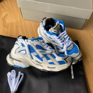 BALENCIAGA RUNNER SNEAKER IN BLUE- BB133