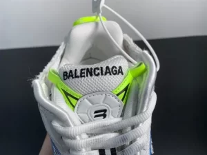 BALENCIAGA RUNNER SNEAKER IN WHITE - BB129