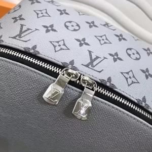 LOUIS VUITTON DISCOVERY BACKPACK PM TAIGARAMA - WLM534