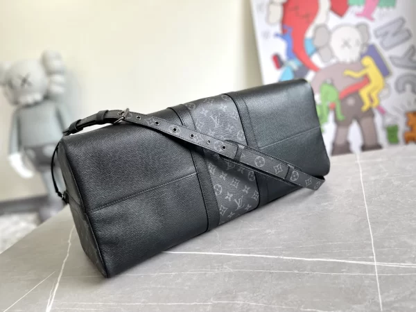 LOUIS VUITTON KEEPALL 50 BANDOULIÈRE TAIGARAMA - WLM538