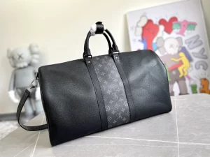 LOUIS VUITTON KEEPALL 50 BANDOULIÈRE TAIGARAMA - WLM538