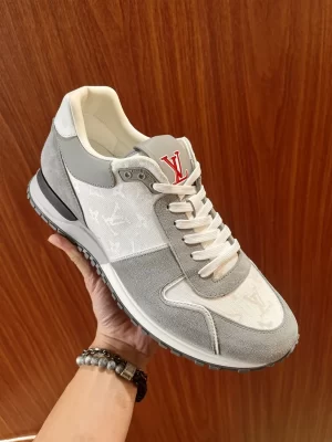 LV RUN AWAY SNEAKER – LSVT284