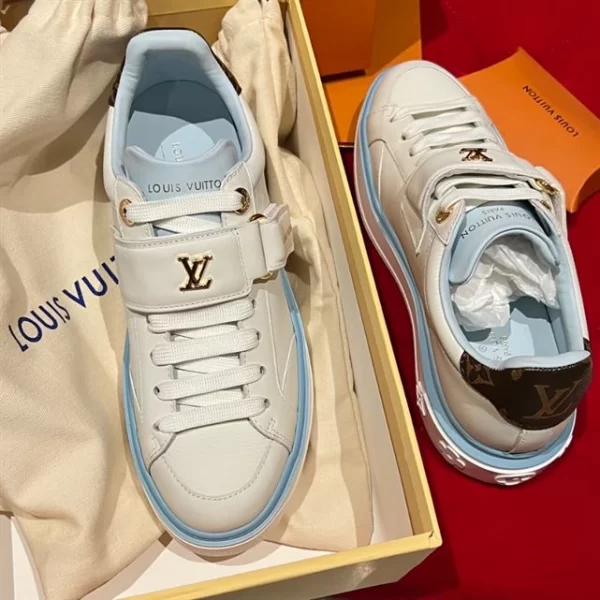 LV TIME OUT SNEAKERS LIGHT BLUE – LSVT287