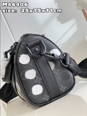 LV X YK BANDOULIÈRE KEEPALL 25 MONOGRAM ECLIPSE CANVAS - WLM560